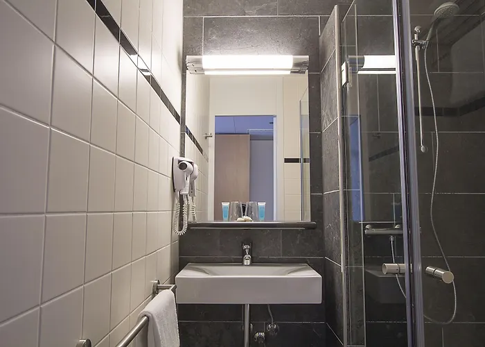 Отель Bastion Бреда