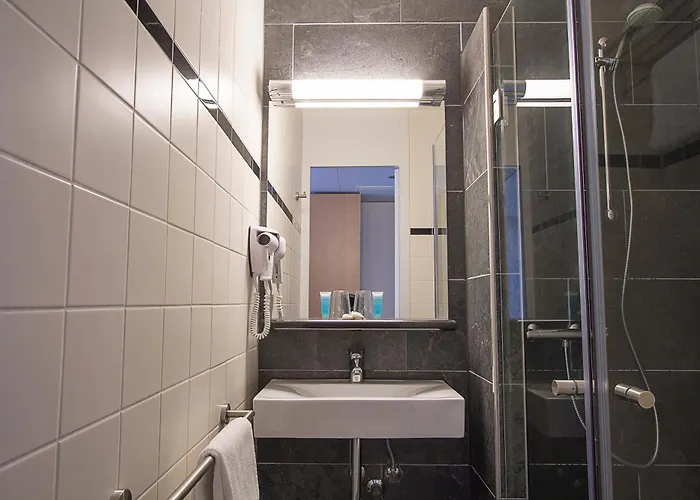 Ξενοδοχείο Bastion 3*